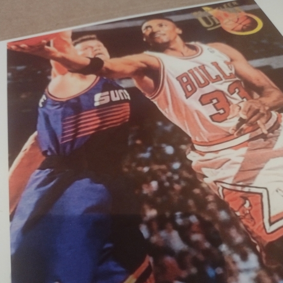 NEW! SCOTTIE PIPPEN 8.5x11 ULTRA PREMIUM GLOSSY 1993 BULLS FINALS VS SUNS POSTER - Picture 15 of 17